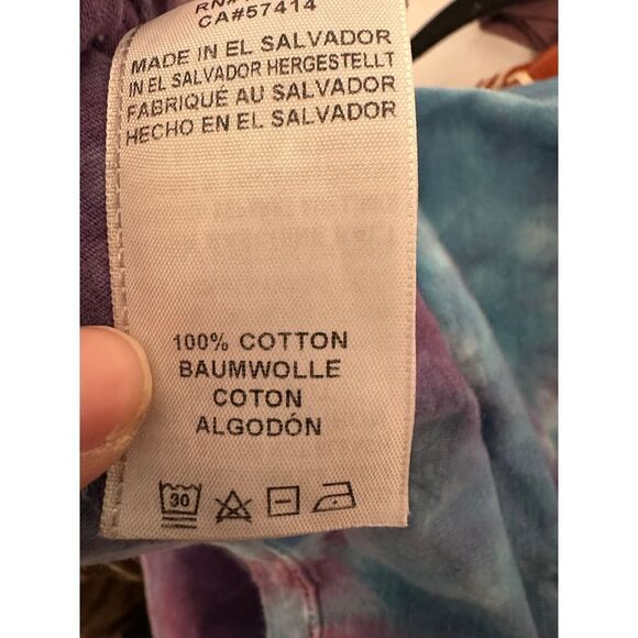 True Religion Tie Dye Y2K Buddha TShirt Purple Blue Graphic V-Neck Size XS - Picture 4 of 4